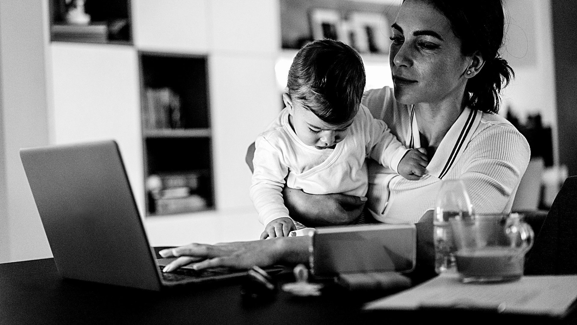 5 Hacks for Working Moms to Stay Organized and Efficient